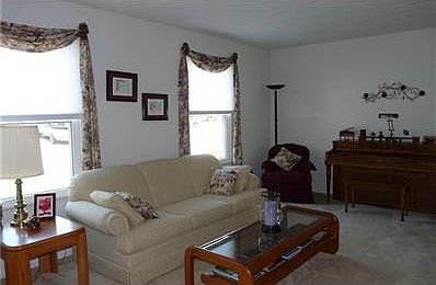 4th image of 11215 Baywood Dr