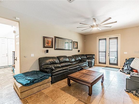 3rd image of 435 Virginia Ave