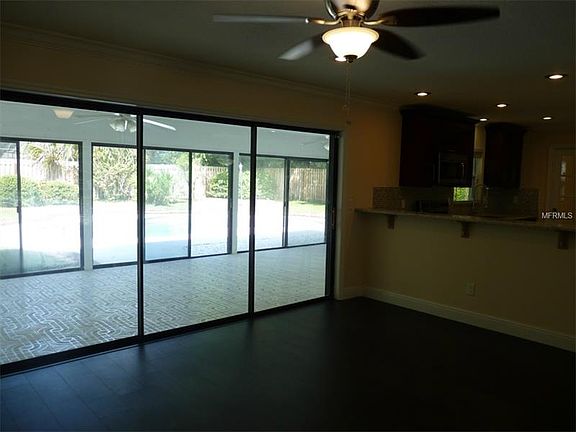 3rd image of 101 Hickory Dr
