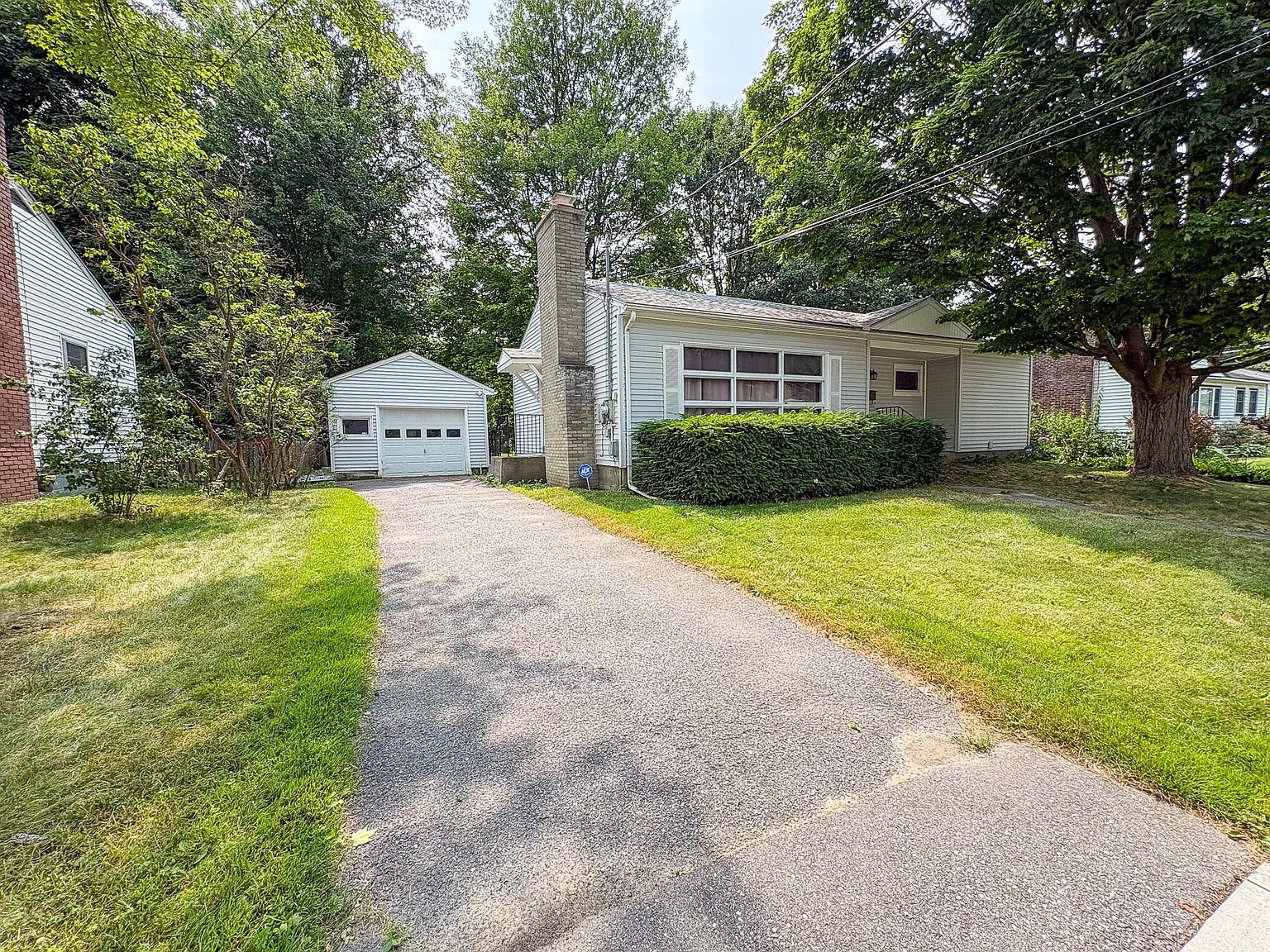 3 bed, 1168 sqft, $2,850 — Photo 3
