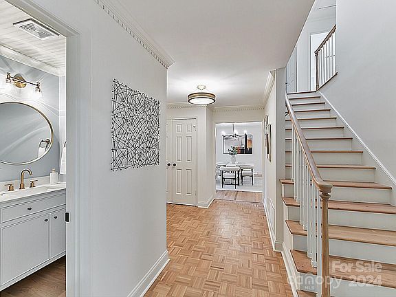 5th image of 6501 Summerlin Pl