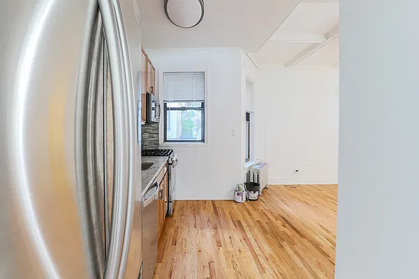 Rented by ERNY LLC | media 17