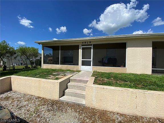 2nd image of 4921 Golfview Blvd