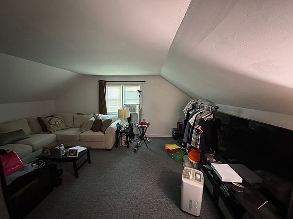 3rd image of 597 Joralemon St Floor 2