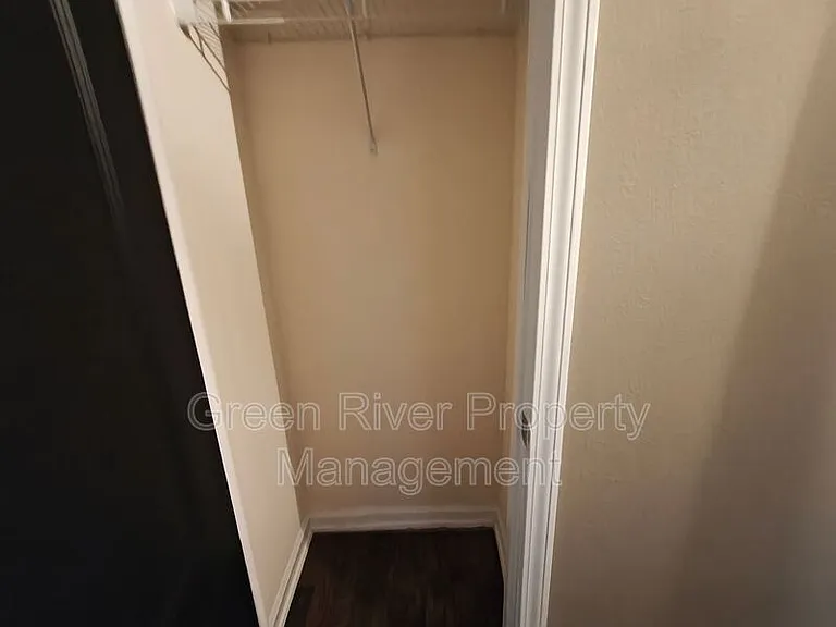 3650 Shiner Dr — Photo 22