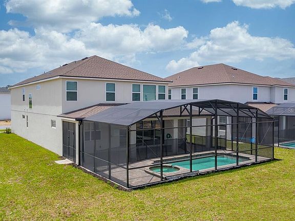 4th image of 8951 Hilton Ridge Ave