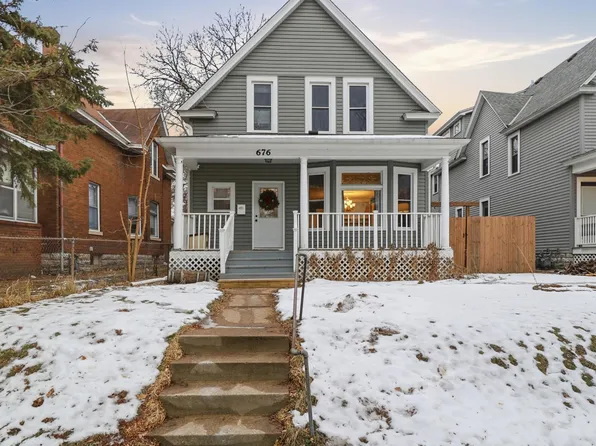 676 Geranium Ave E, Saint Paul, MN 55106