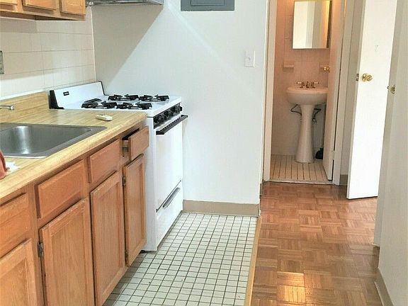 4th image of 200 Bowery APT 7B