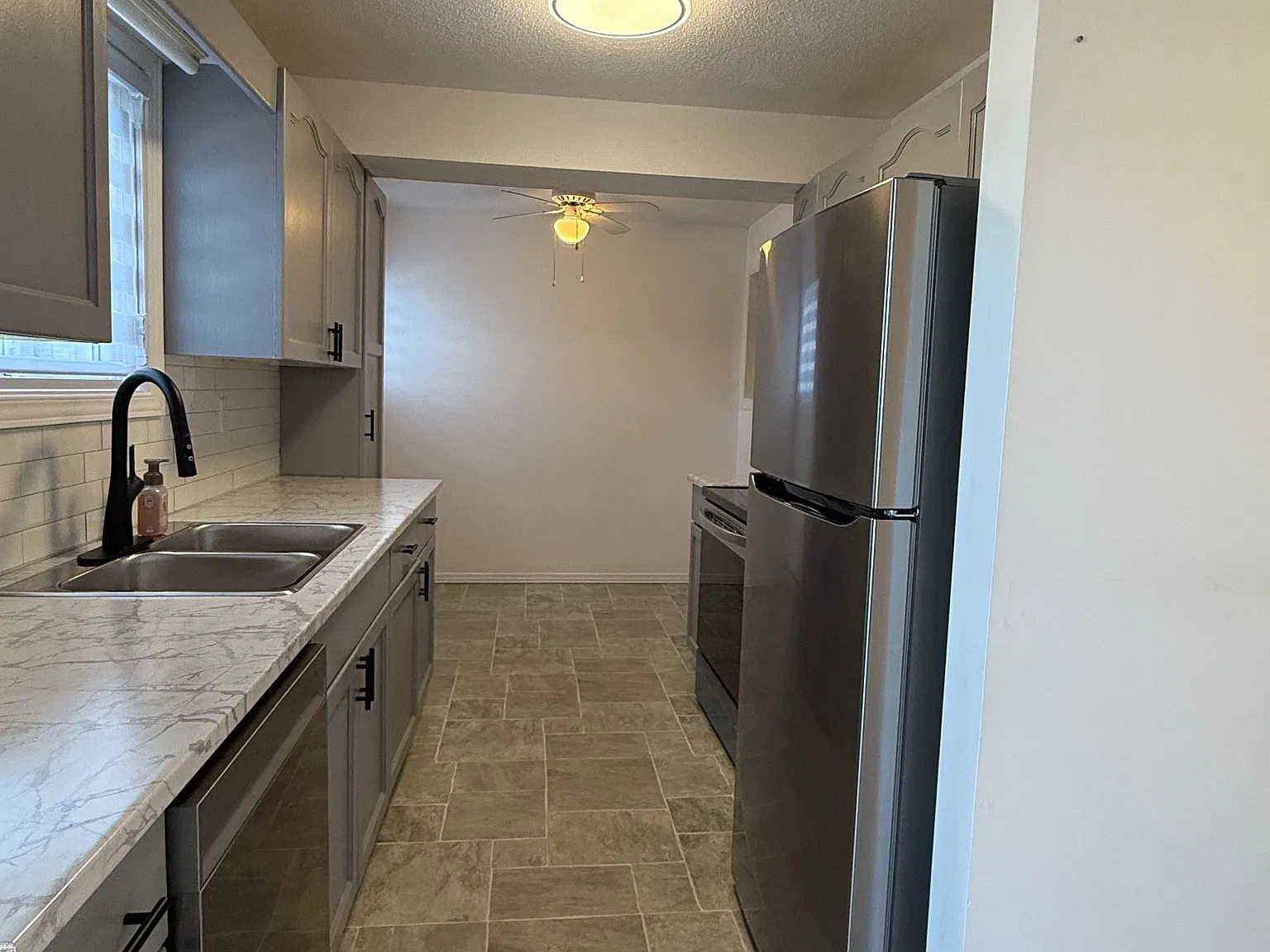2 bed, $2,200 — Photo 2