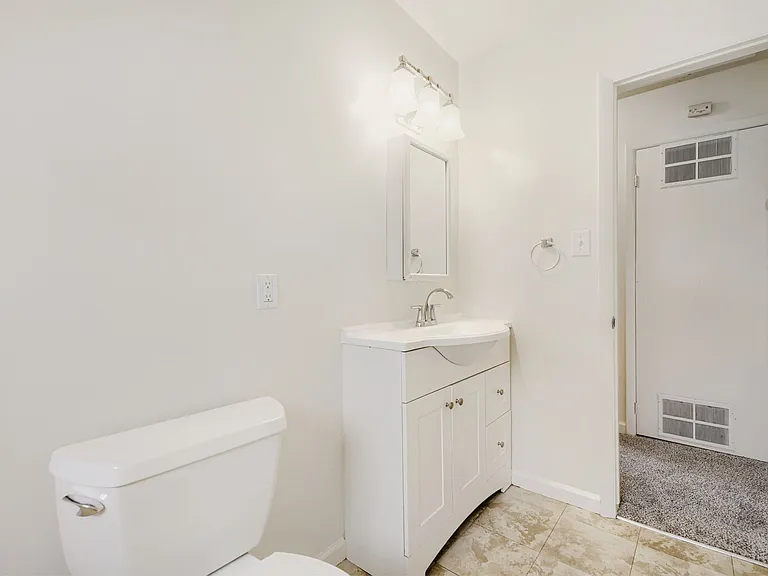 1892 S Garfield St #1892 — Photo 15