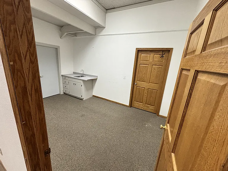 435 E Mill St #105 — Photo 7