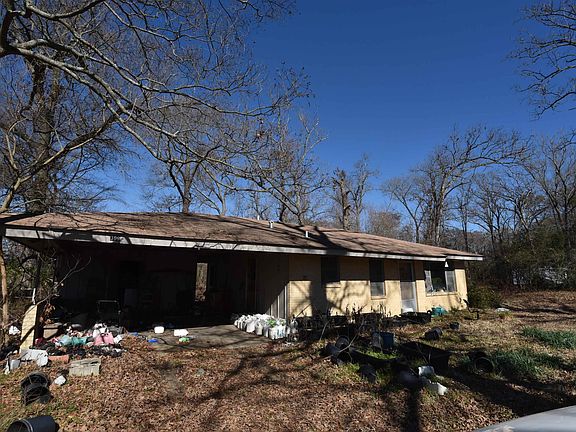 2nd image of 309 Moss Park Dr