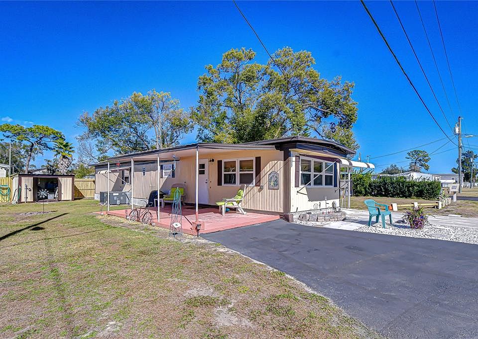 1st image of 39107 HILLCREST DRIVE