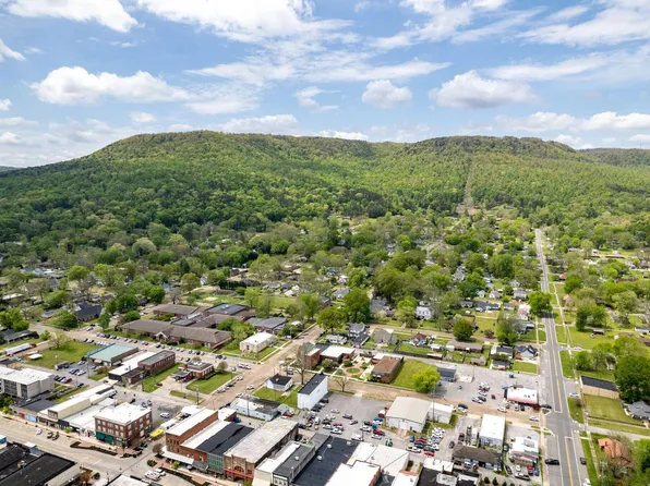 8 S Pittsburg Mountain Rd #8, South Pittsburg, TN 37380