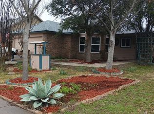 3926 Rustic Trl, Balch Springs, TX 75180