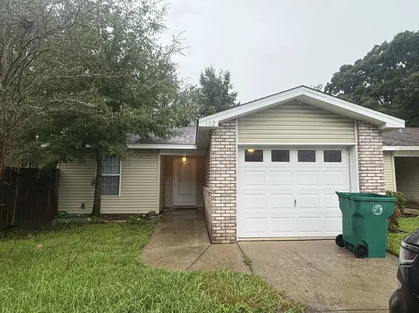 102 Bob Sikes Blvd #1, Fort Walton Beach, FL 32547