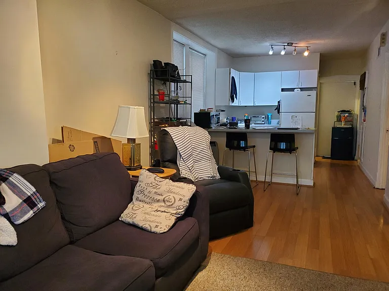 827 W Wrightwood Ave #1 — Photo 2