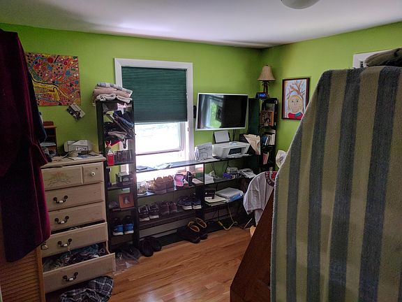 bedroom with bunk bed