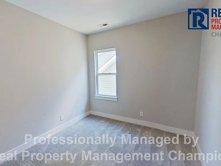 632 Brunswick St — Photo 18