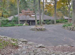 10 Sawmill Rd, Saddle River, NJ 07458