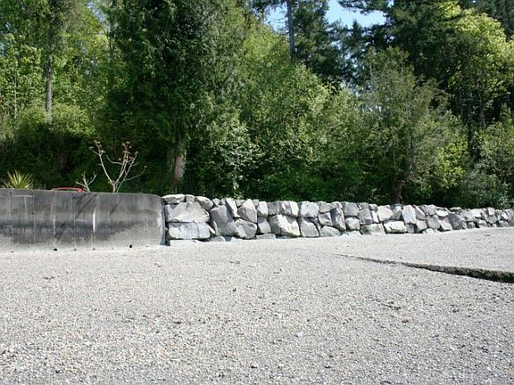 5th image of 710 210th Avenue Kp N