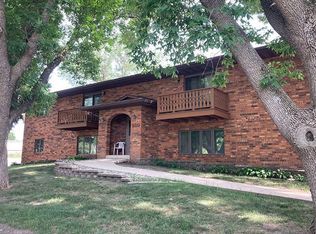 920 E Elm St, Algona, IA 50511
