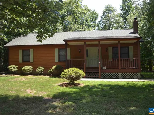 15 Englewood Dr, Palmyra, VA 22963