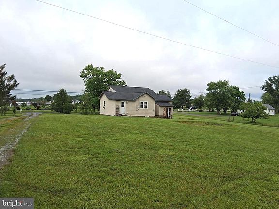 2nd image of 1597 Fairfax Pike