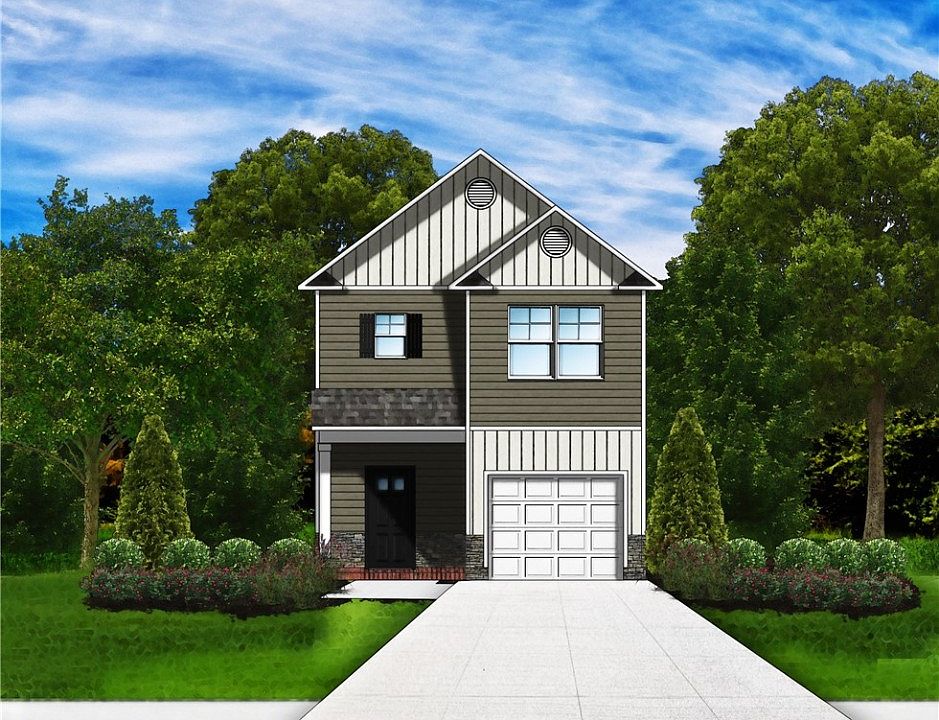 2nd image of 104 Brown Cir