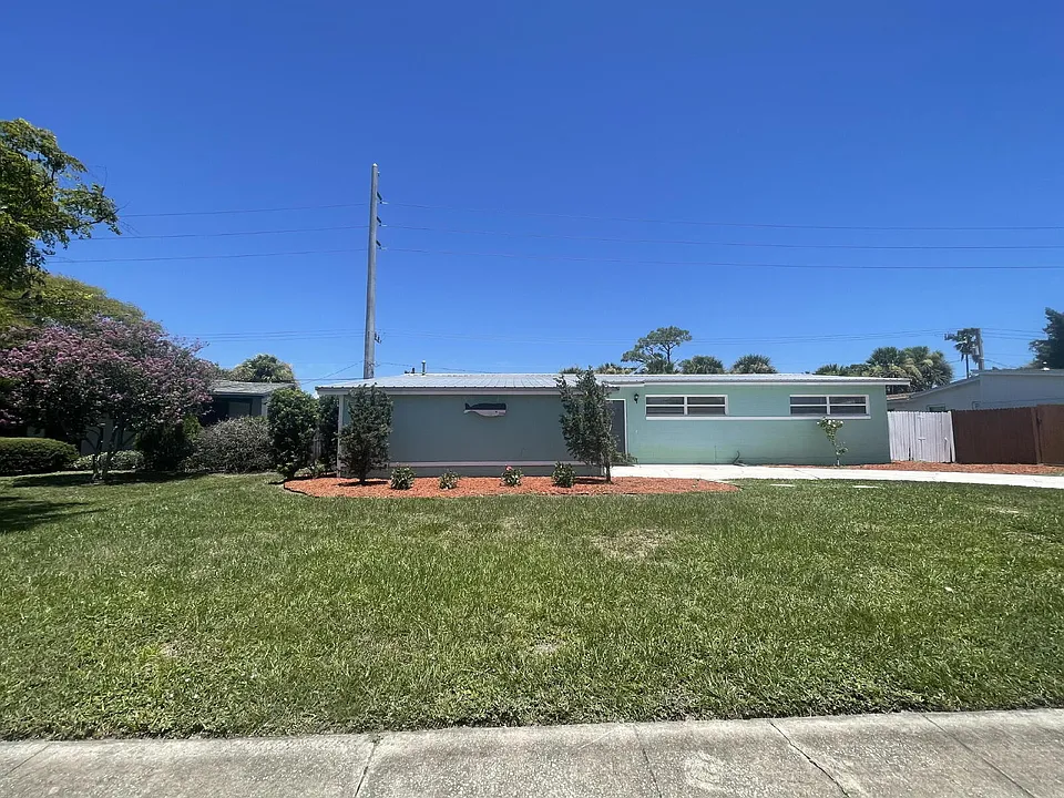 60 Barbados Dr