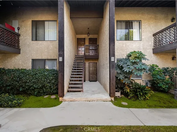 1304 Mountain Ave APT 120, Duarte, CA 91010