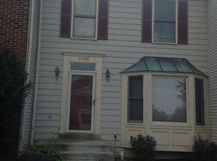 21288 Hedgerow Ter, Ashburn, VA 20147