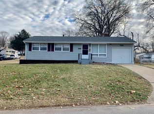 9808 Calumet Dr, Saint Louis, MO 63137