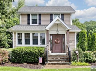 240 Glen Ave, Dumont, NJ 07628