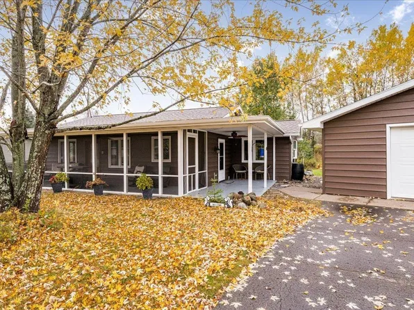 21 Dalles Ave, Carlton, MN 55718