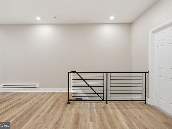 3rd image of 865 N 47th St #2