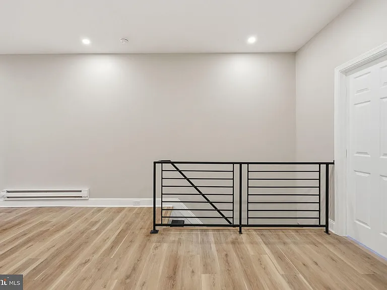 865 N 47th St #2 — Photo 3