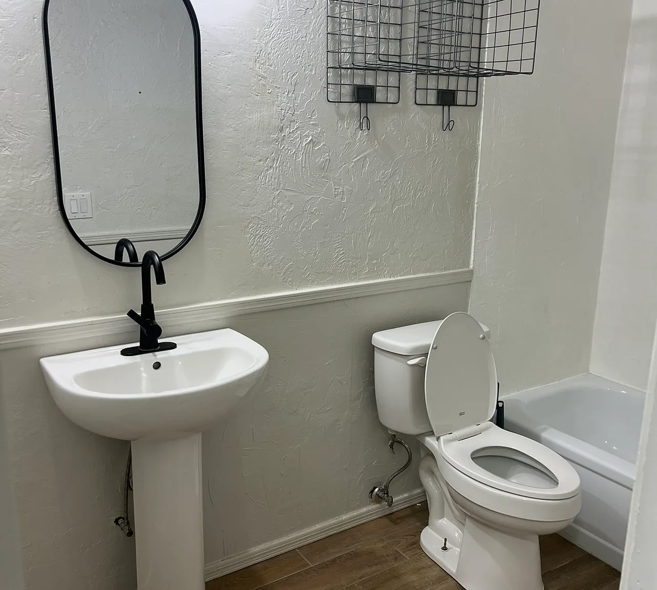 3 bed, 1283 sqft, $1,680 — Photo 3