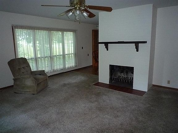 2nd image of 1508 Overlook Dr