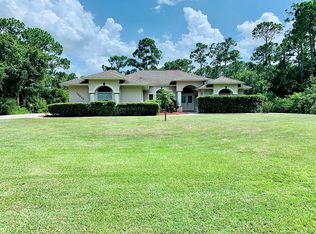 10633 Pine Cone Ln, Fort Pierce, FL 34945