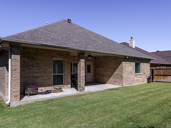2nd image of 4012 Rocky Vista Dr