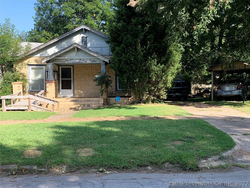 2nd image of 228 N K St