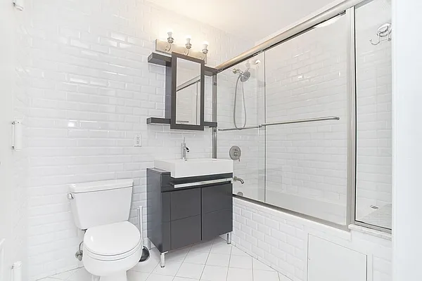 Rented by Compass | media 20