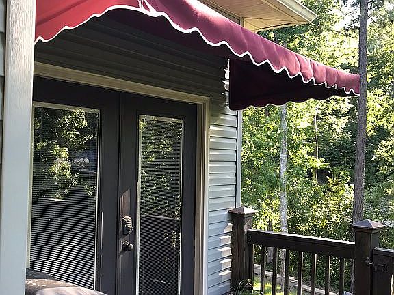 2nd image of 4490 Lakecrest Dr