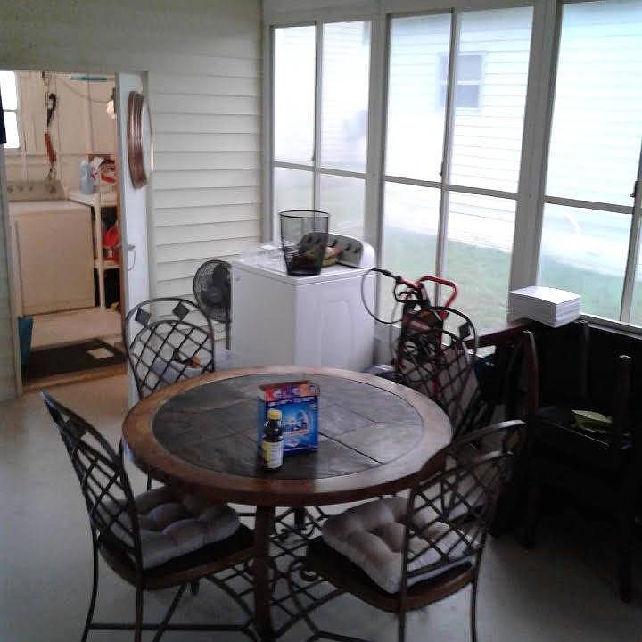 1st image of 124 Winslow Ct