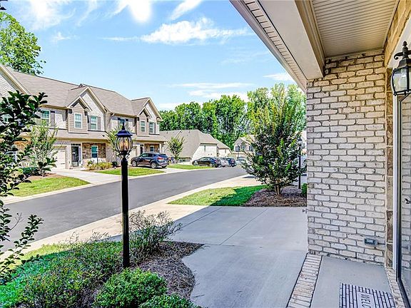 3rd image of 6 Pisgah Forest Cir