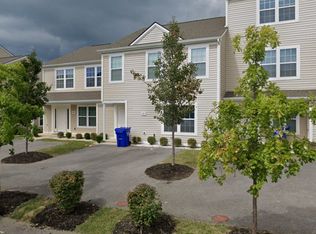 215 Twig St NW, Christiansburg, VA 24073