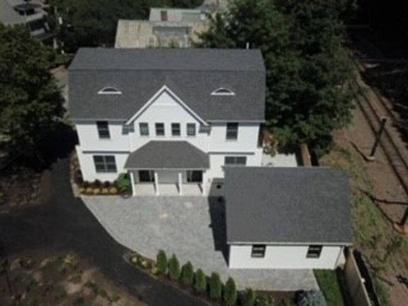 2nd image of 101 Sumner Rd #3