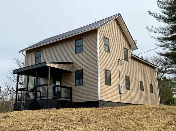 139 W High St, Glenford, OH 43739