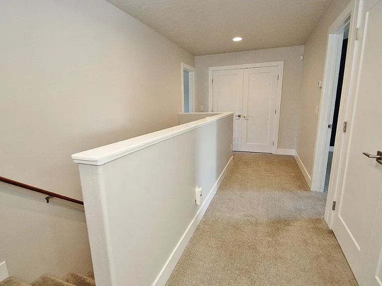 5052 N Alworth St — Photo 11